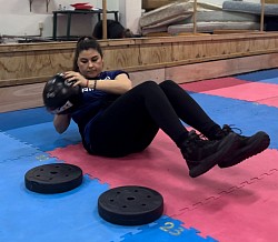 ENTRENAMIENTO GIMNASIA EJERCICIO